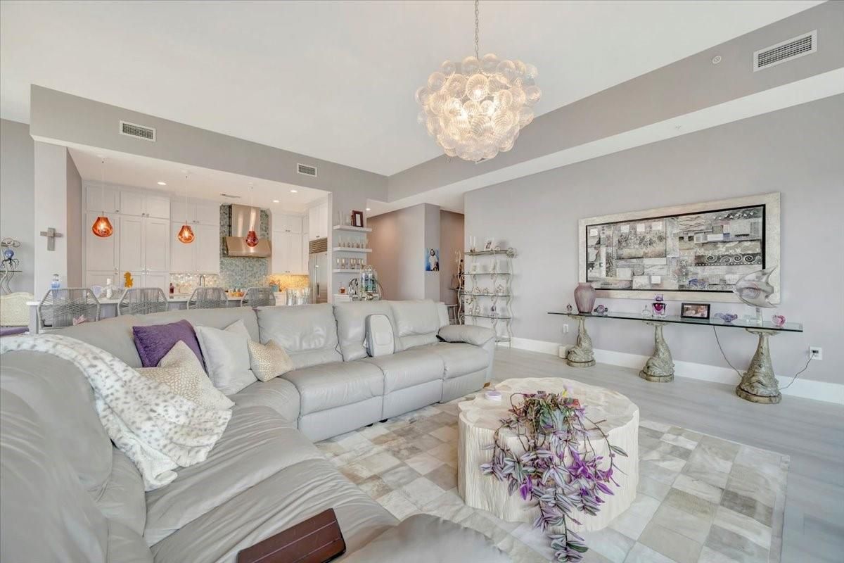 Interior, Kitchen, Living room, Pendant Lights, Recessed Lighting