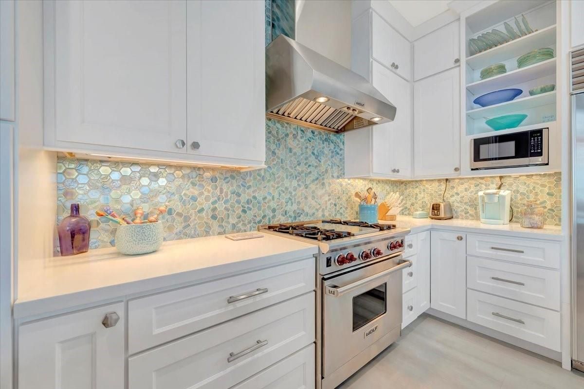 Interior, Kitchen, Stainless Steel Appliances