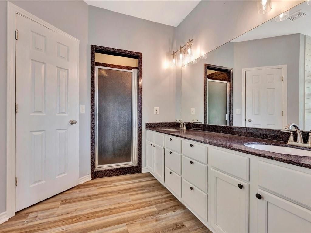 Bathroom, Dual Sink Vanities, Interior, Wood Texture Flooring