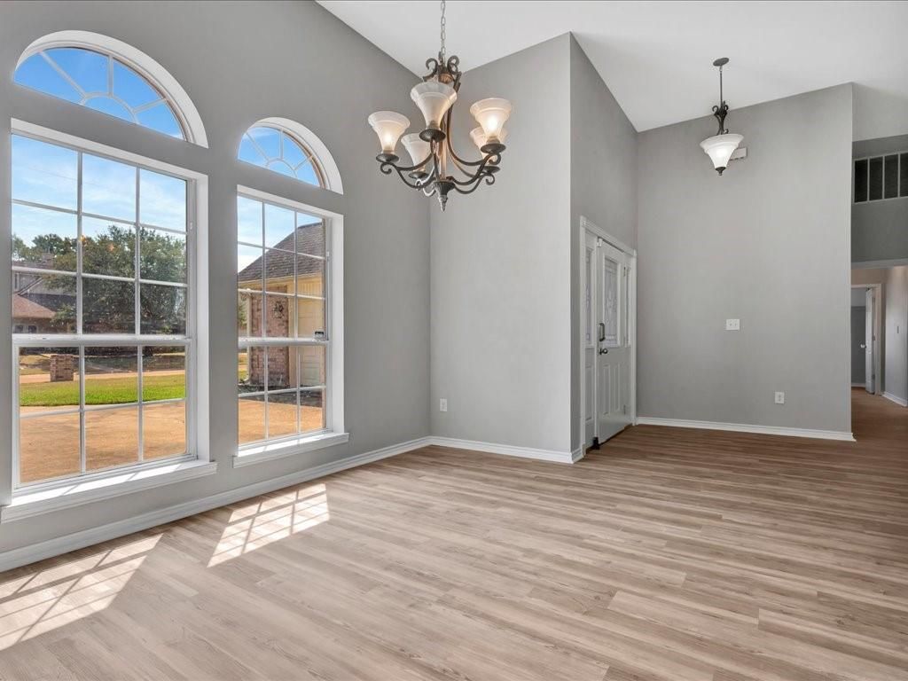 Chandelier, Empty room, Interior, Pendant Lights, Wood Texture Flooring