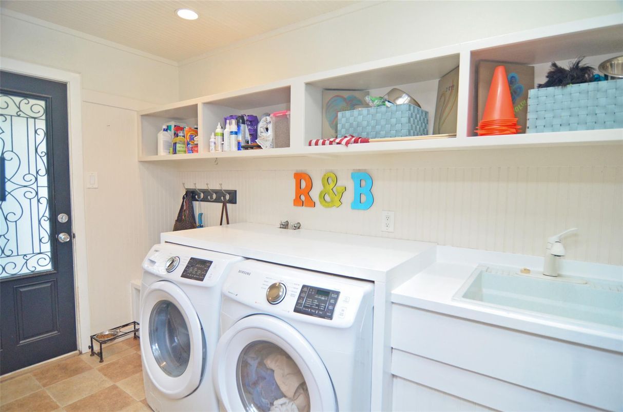 Interior, Recessed Lighting, Washer