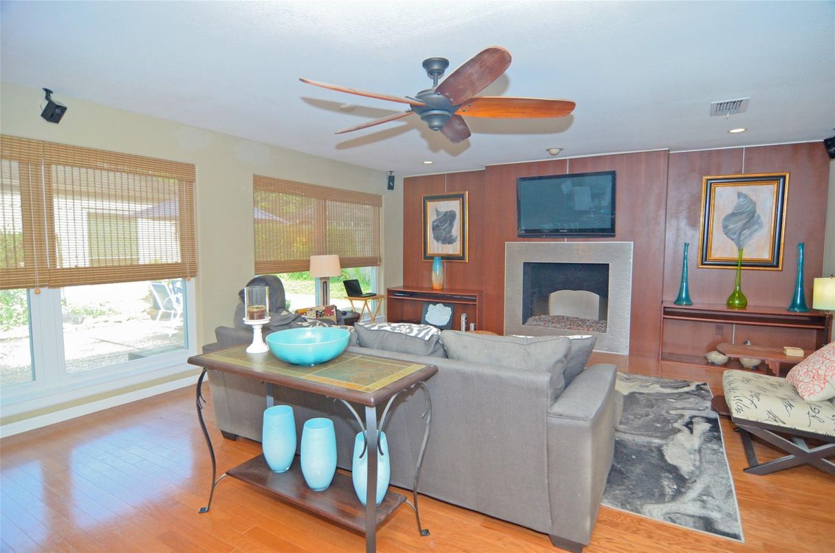Fireplace, Interior, Living room, Recessed Lighting, Wood Texture Flooring