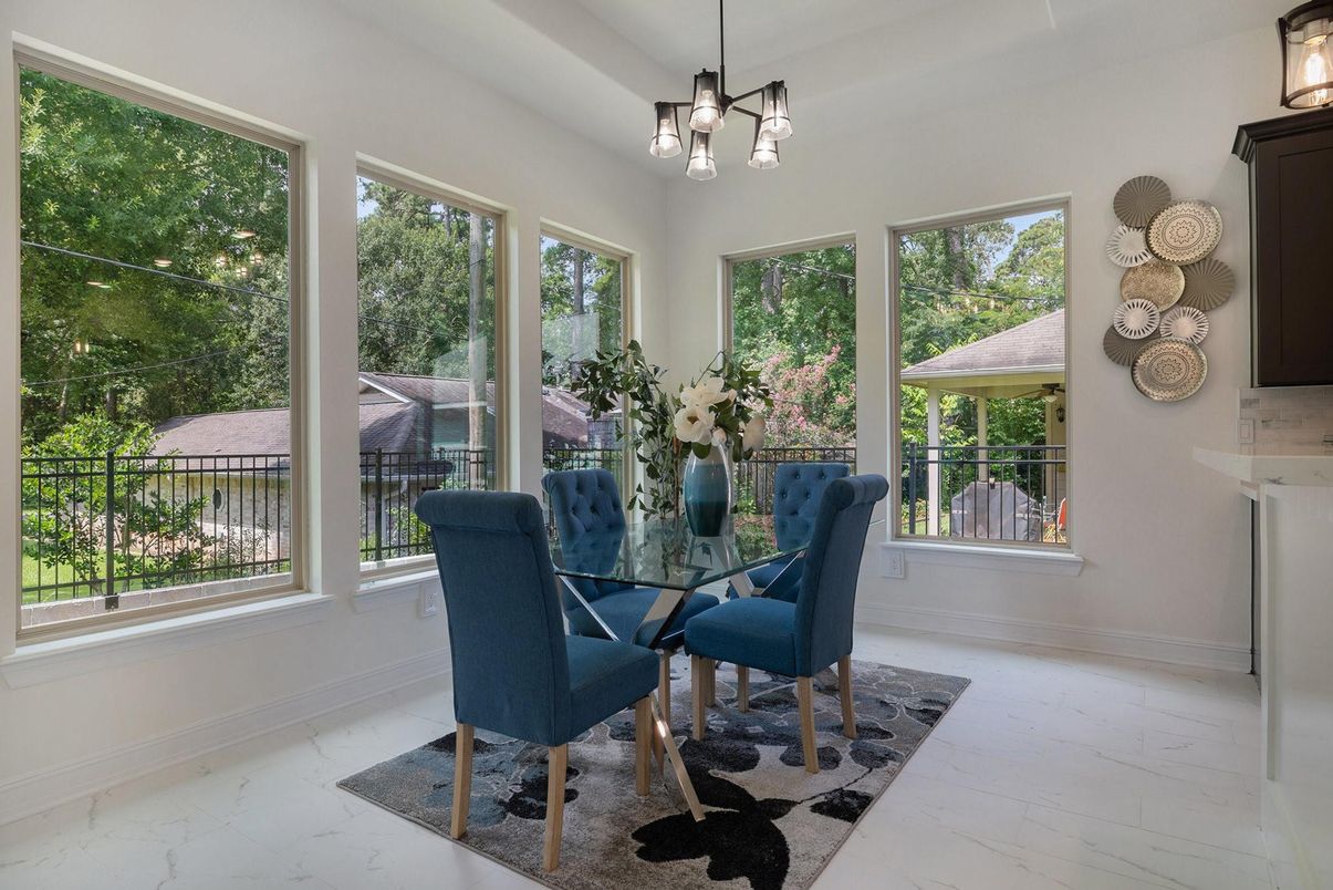 Dining room, Interior, Marble, Pendant Lights