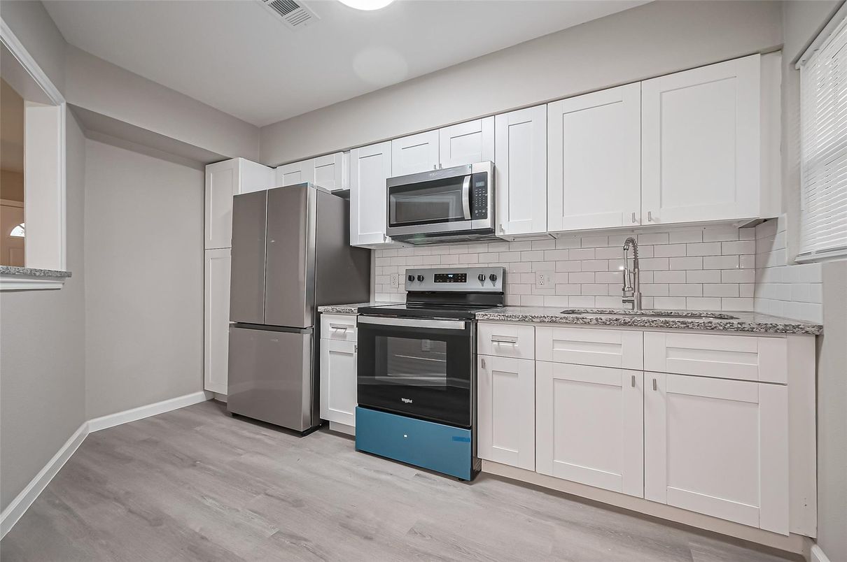 Interior, Kitchen, Stainless Steel Appliances, Wood Texture Flooring