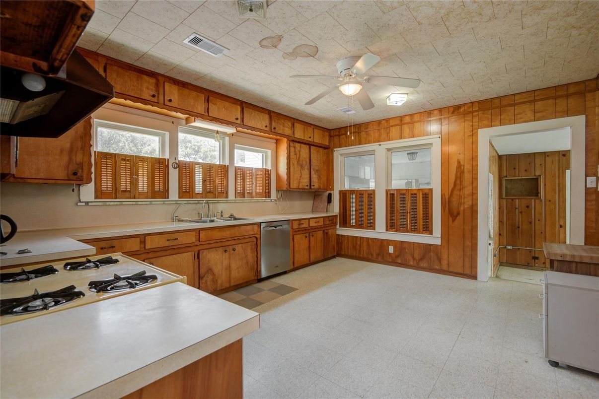 Interior, Kitchen, Wooden Walls