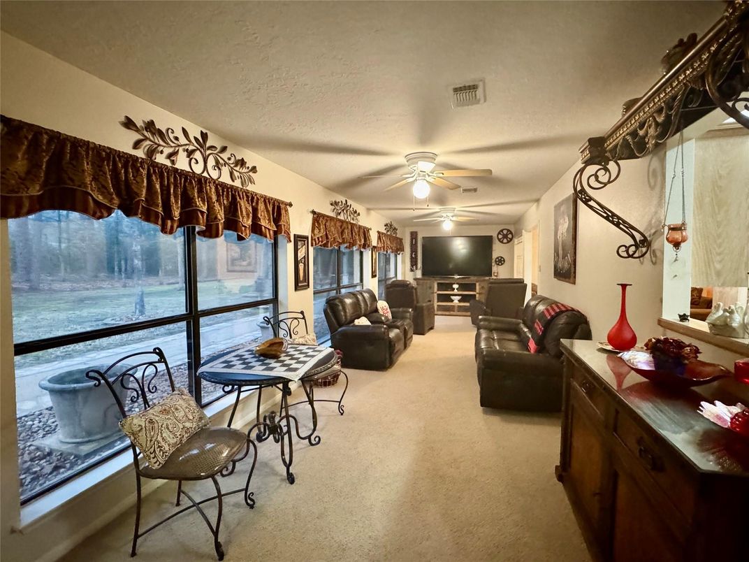 Interior, Living room, Water