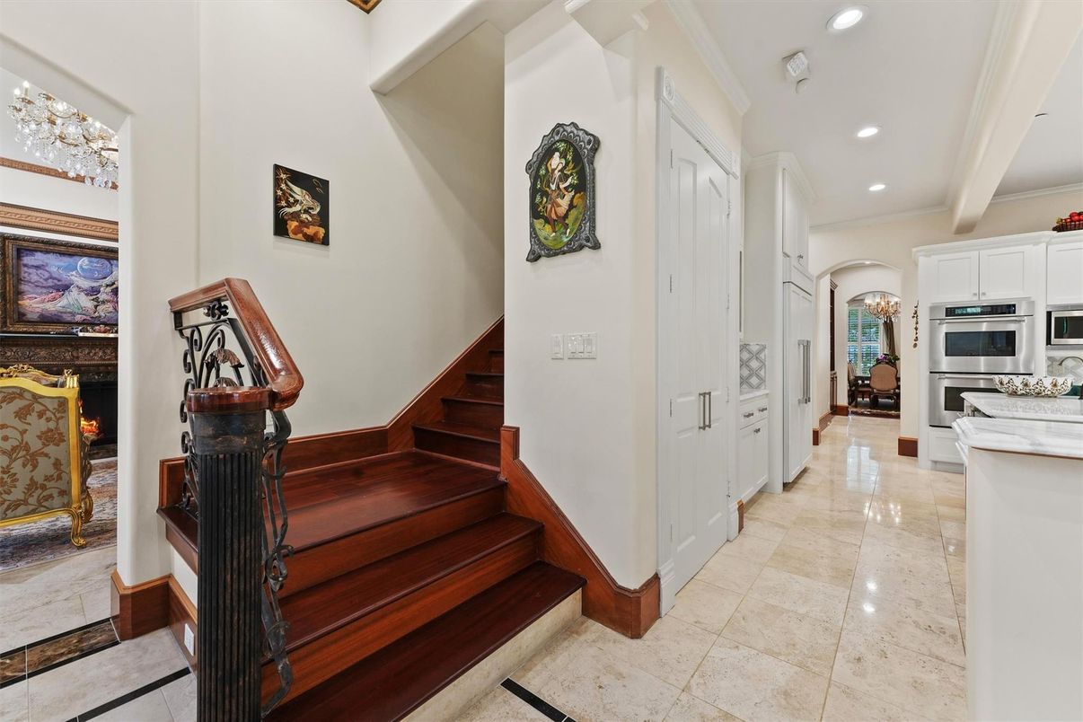 Interior, Recessed Lighting, Stainless Steel Appliances