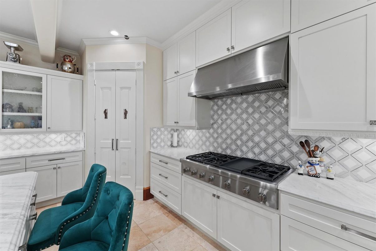 Interior, Kitchen, Recessed Lighting