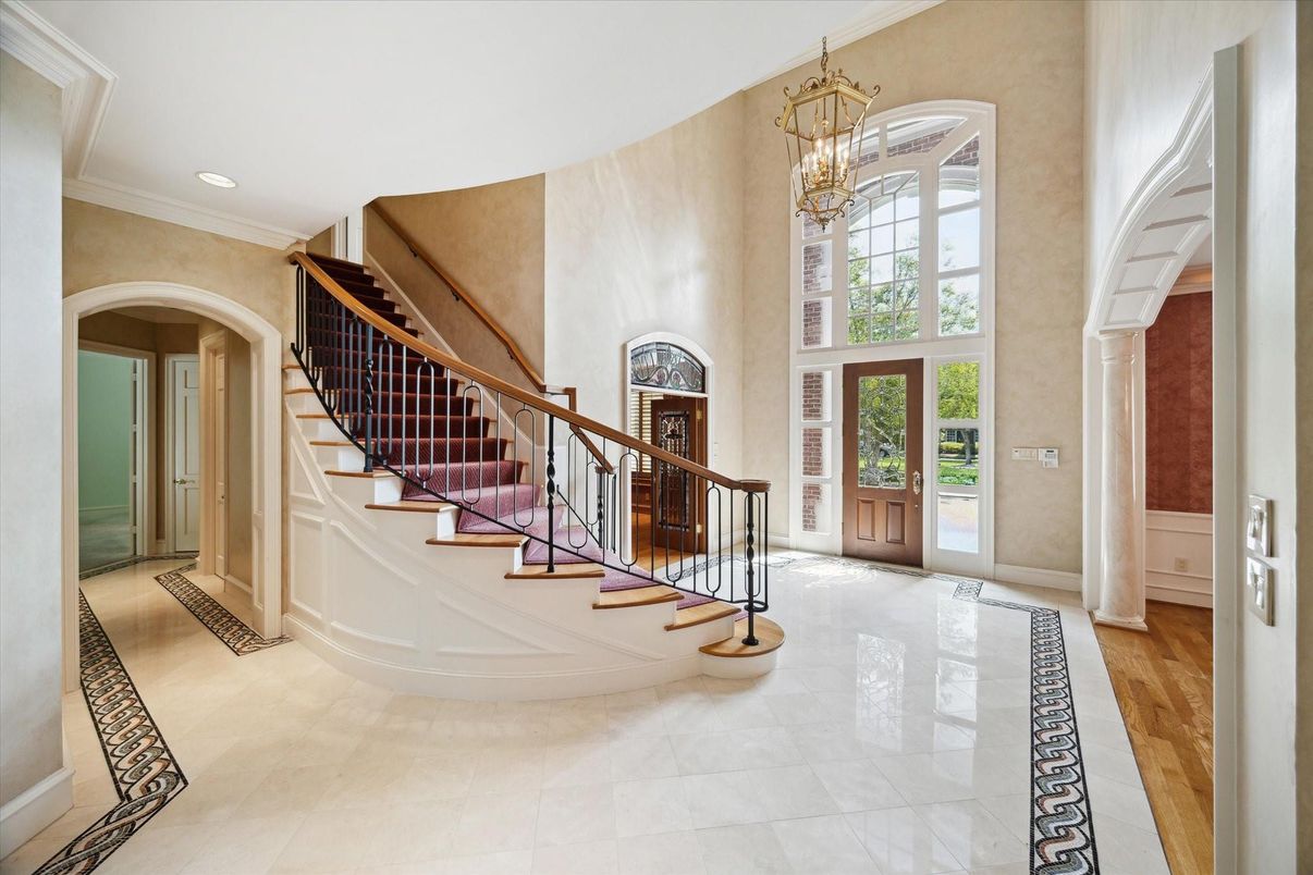 Chandelier, Interior, Recessed Lighting
