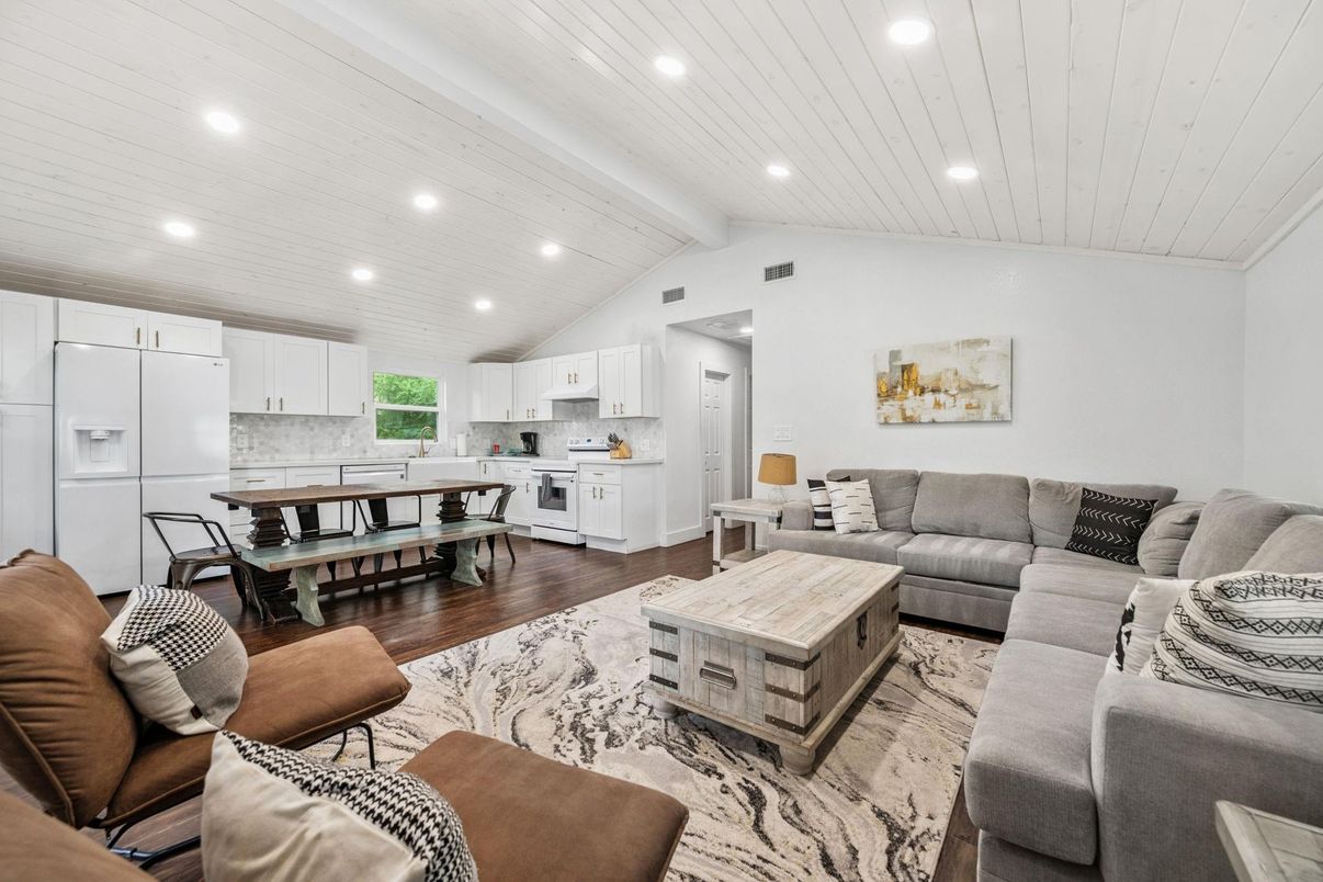 Dining room, Interior, Kitchen, Living room, Recessed Lighting, Wood Texture Flooring