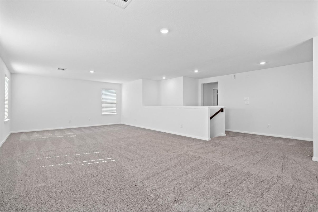 Empty room, Interior, Recessed Lighting