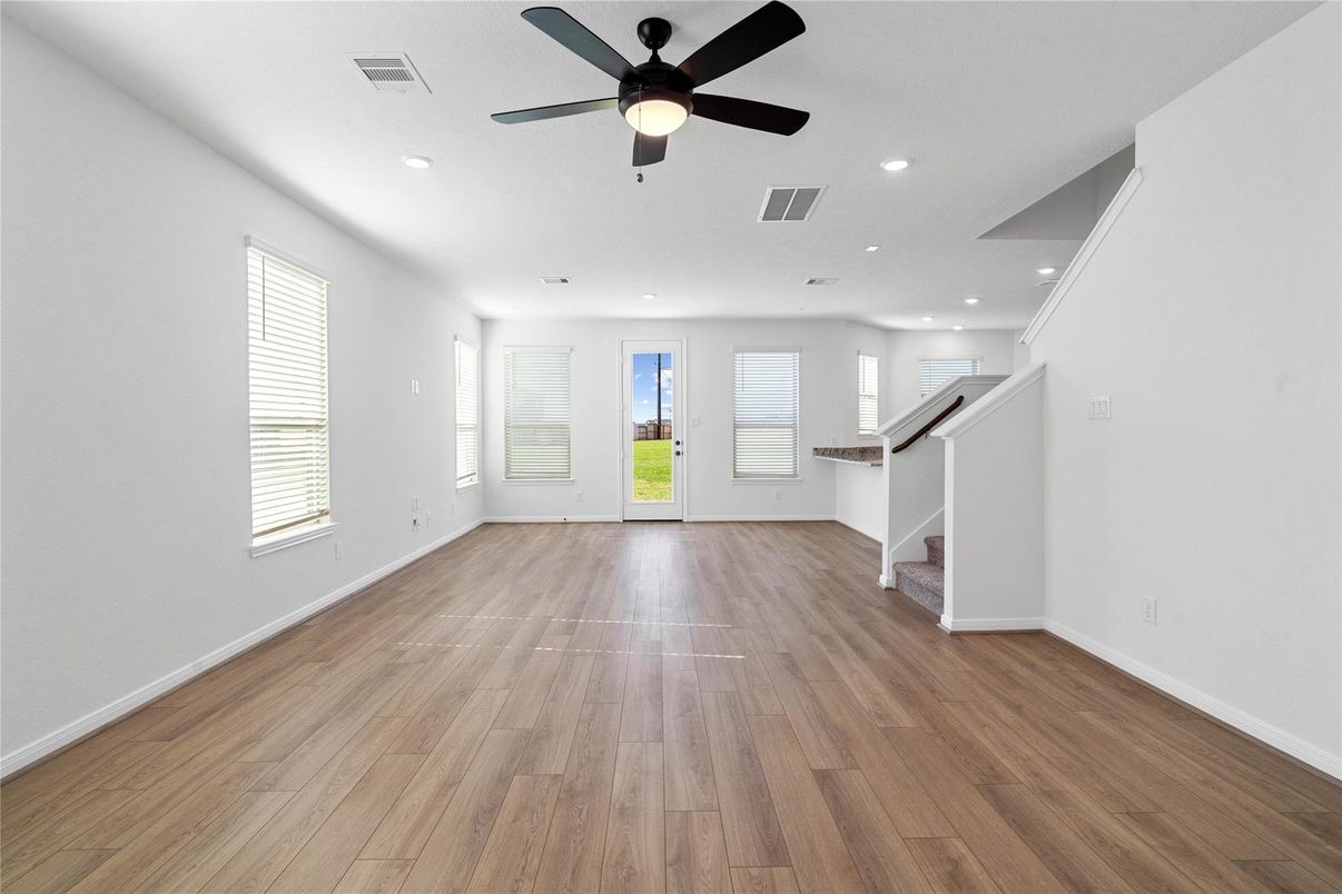 Empty room, Interior, Recessed Lighting, Wood Texture Flooring
