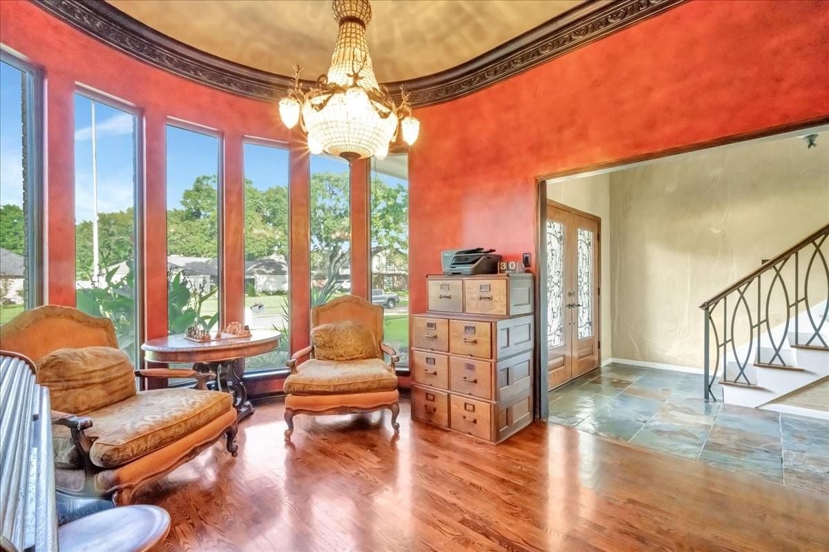 Chandelier, Interior, Wood Texture Flooring