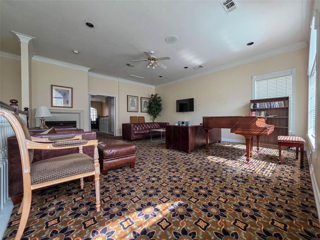 Fireplace, Interior, Recessed Lighting