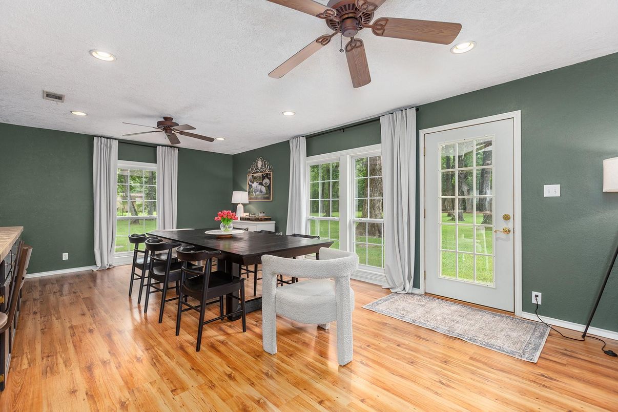 Dining room, Interior, Recessed Lighting, Wood Texture Flooring