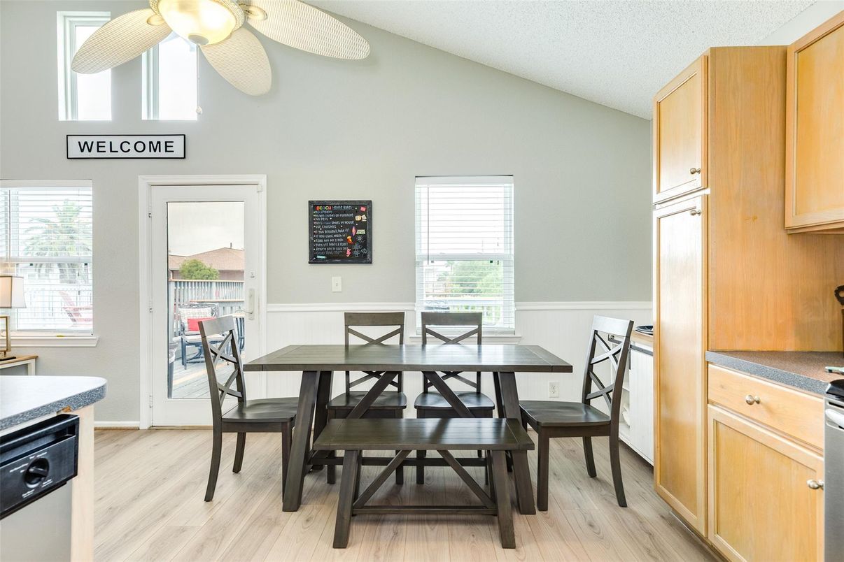 Dining room, Interior, Wood Texture Flooring