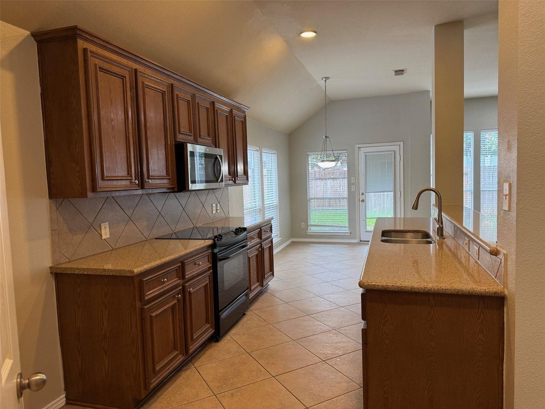 Interior, Kitchen, Pendant Lights, Recessed Lighting