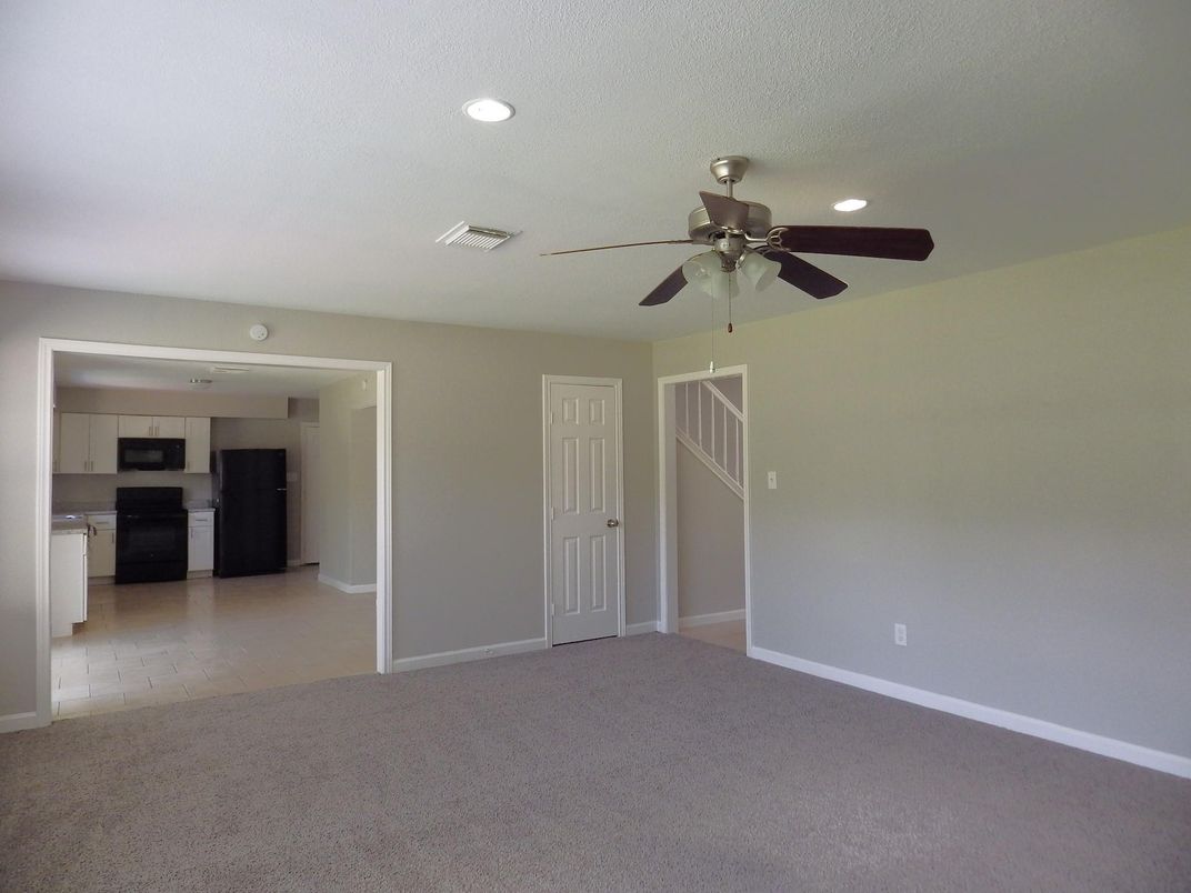 Empty room, Interior, Kitchen, Recessed Lighting