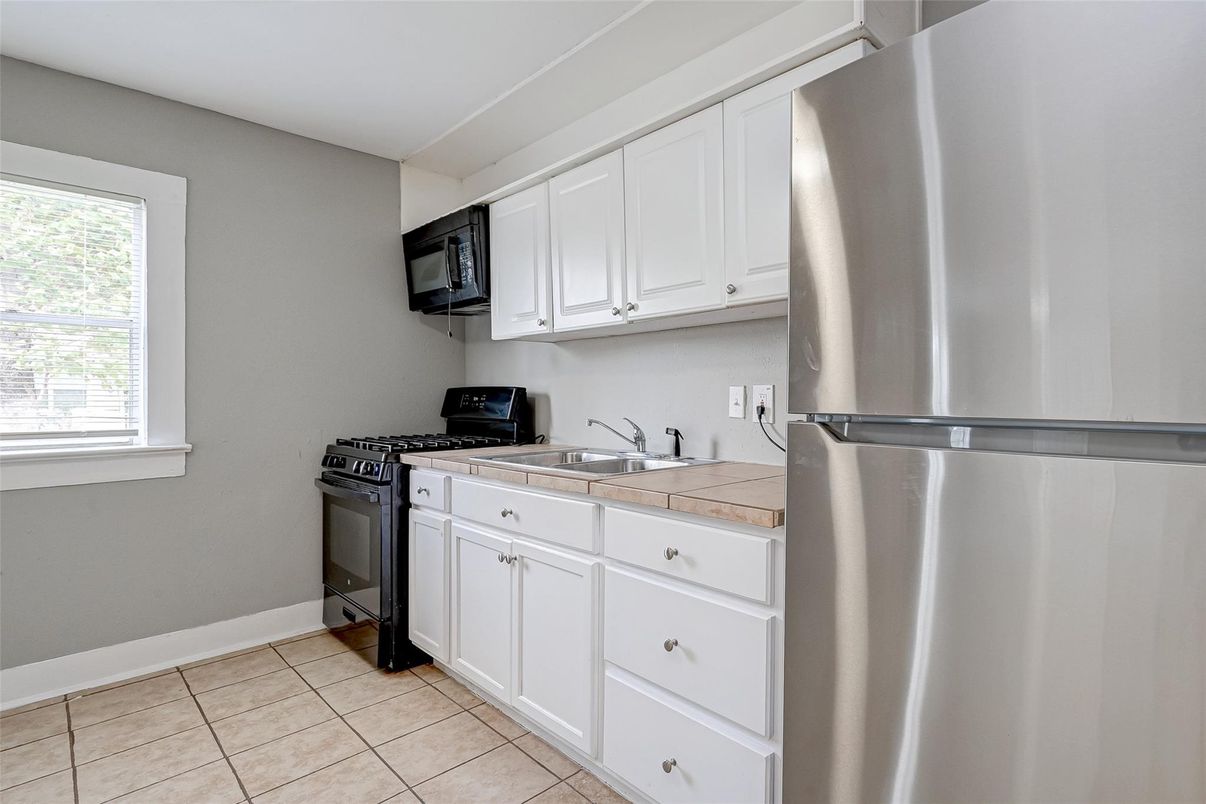 Interior, Kitchen, Tile Countertops