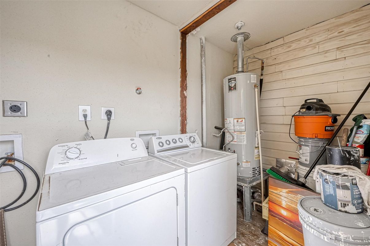 Interior, Washer