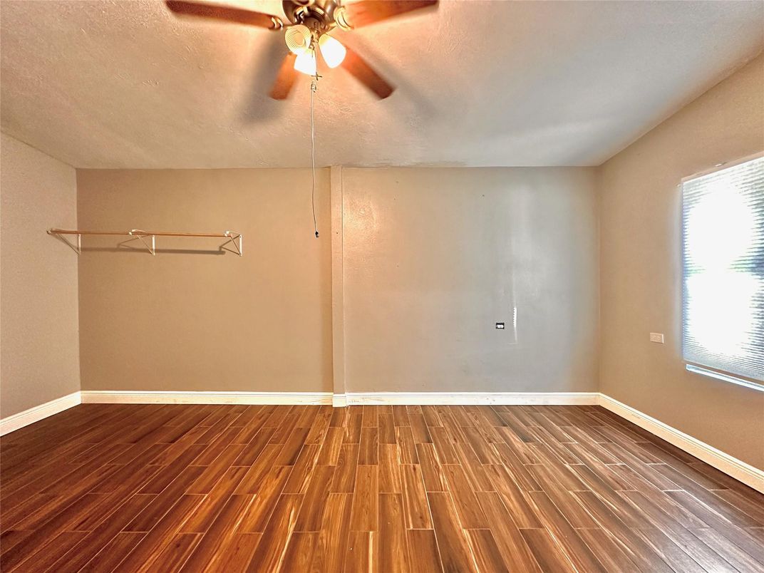 Empty room, Interior, Walk-in Closets, Wood Texture Flooring