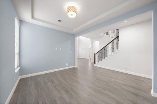 Empty room, Interior, Recessed Lighting, Wood Texture Flooring