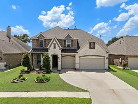 Attached, Exterior, Facade, Brick Facade, Brick Traditional