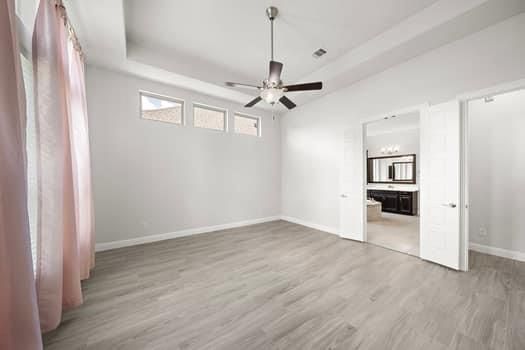Chandelier, Empty room, Interior, Wood Texture Flooring