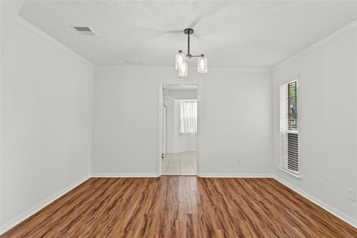 Empty room, Interior, Pendant Lights, Wood Texture Flooring