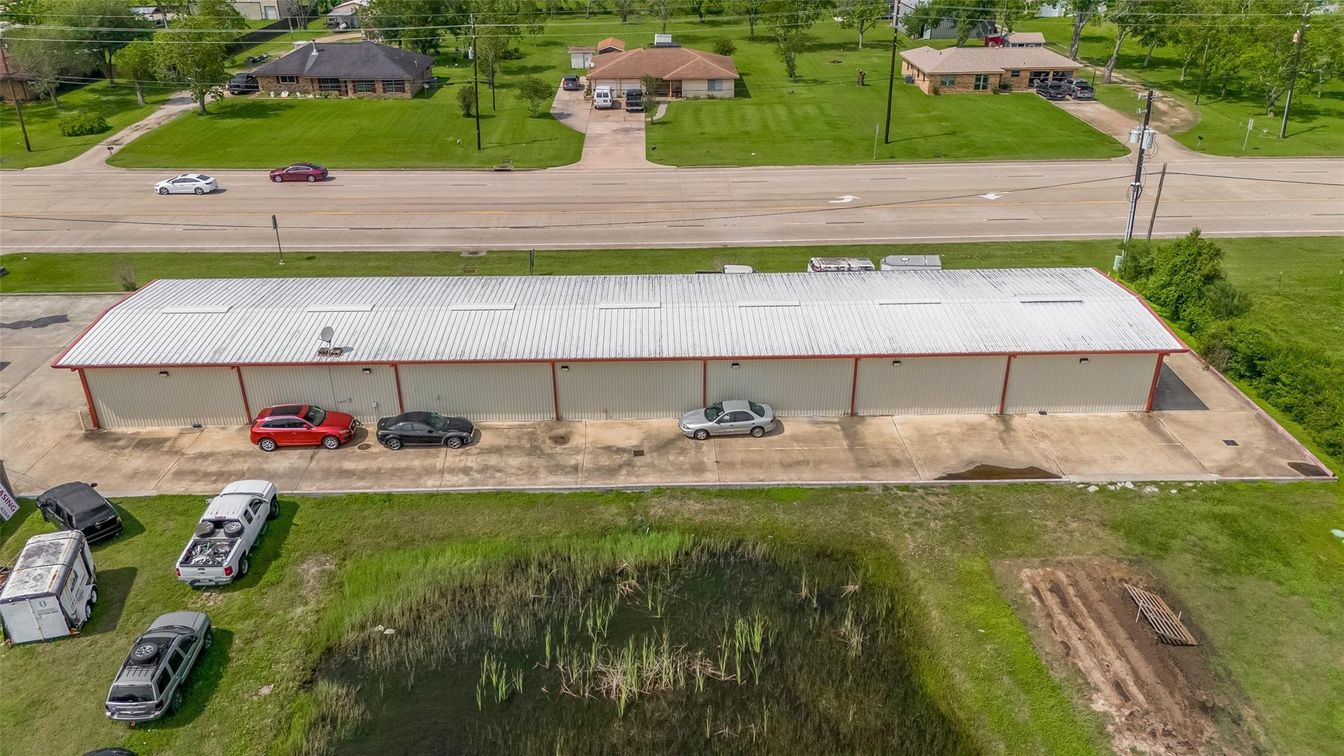 Exterior, Drone