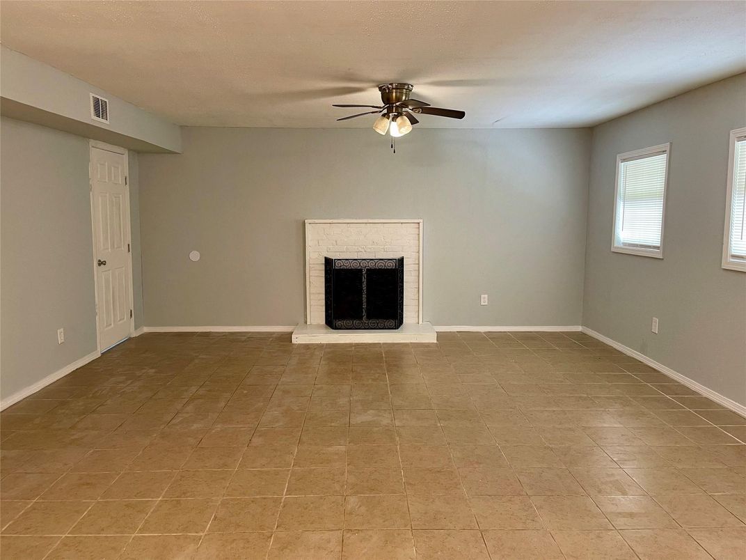 Empty room, Fireplace, Interior