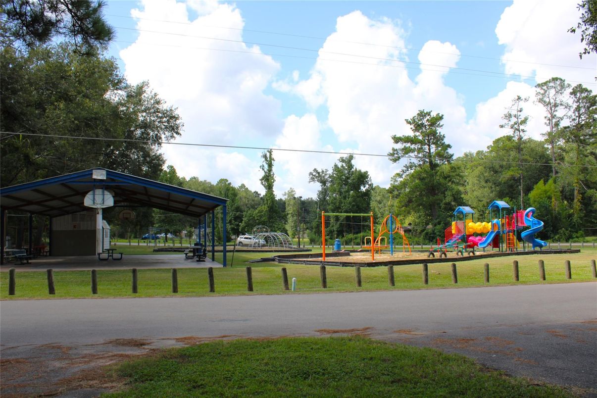 Backyard, Exterior, Playground