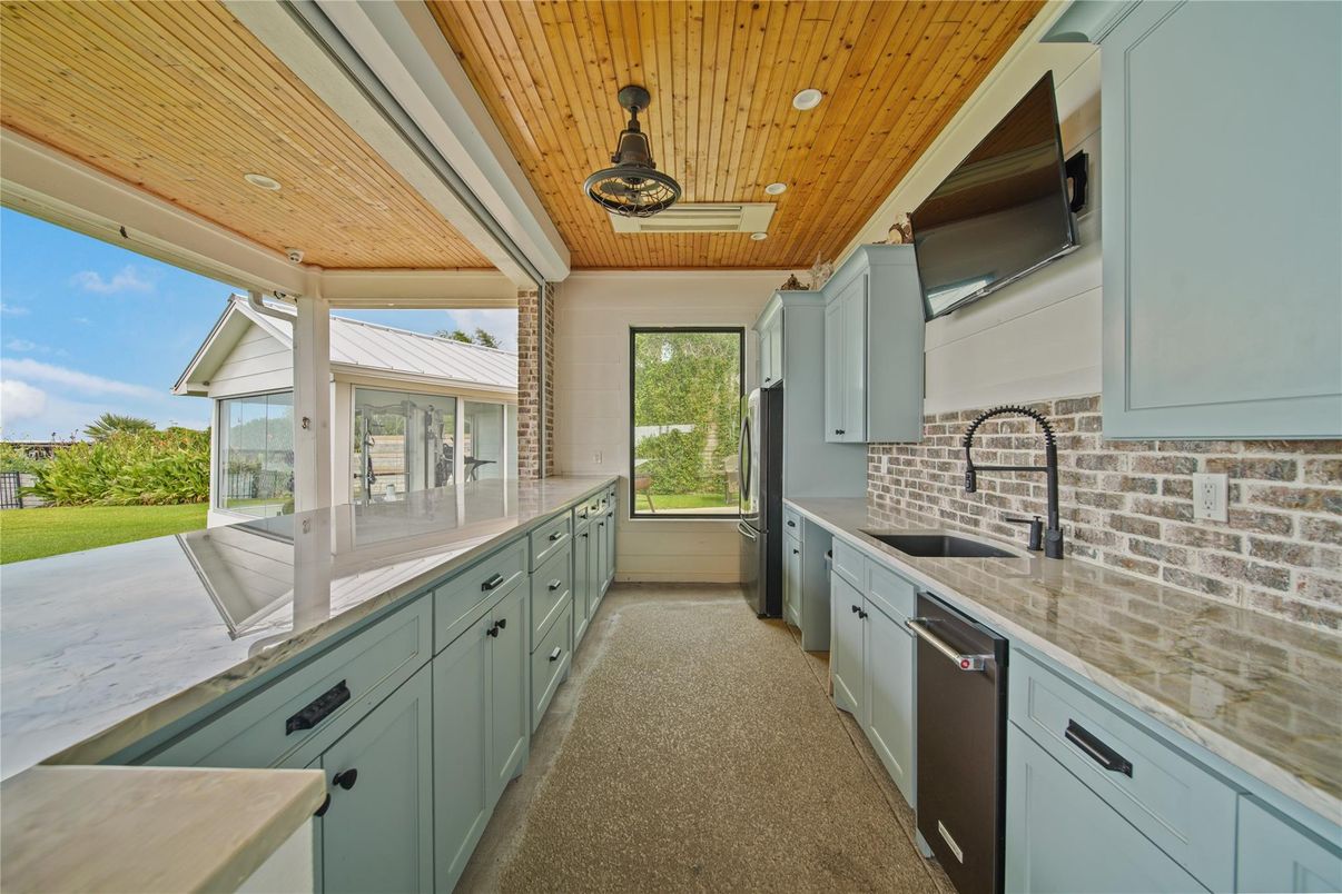 Interior, Kitchen, Wooden Ceilings