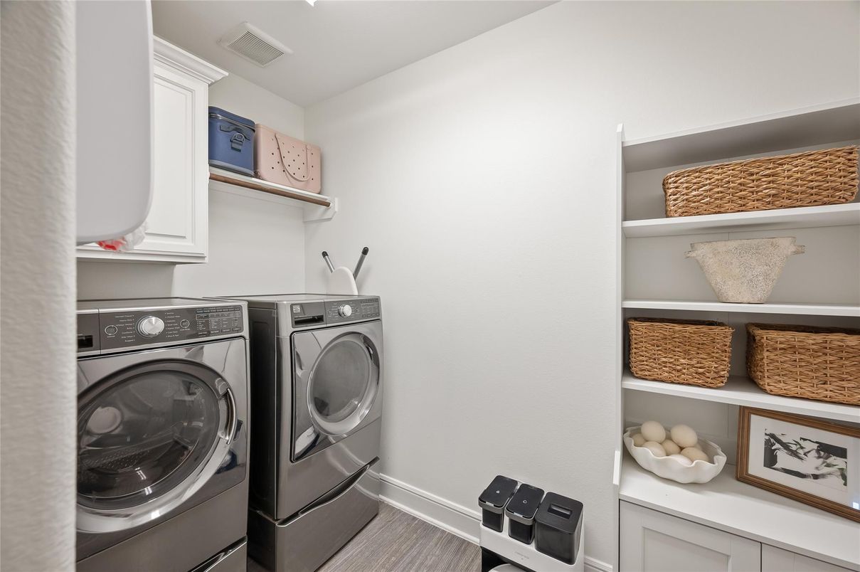 Interior, Washer