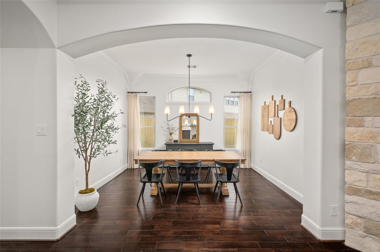 Chandelier, Dining room, Interior, Pendant Lights, Stone Walls, Wood Texture Flooring