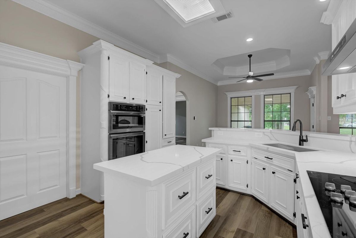 Interior, Kitchen, Recessed Lighting, Wood Texture Flooring