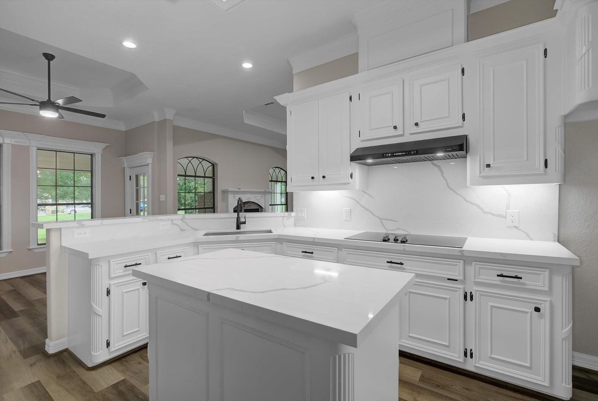 Interior, Kitchen, Recessed Lighting, Wood Texture Flooring