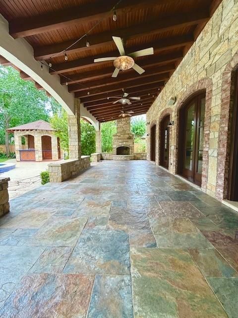 Exterior, Fireplace