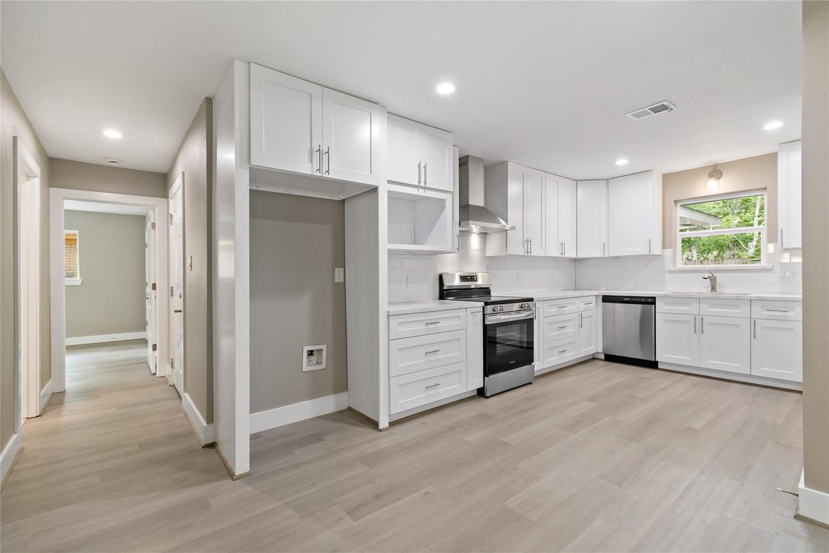 Interior, Kitchen, Recessed Lighting, Stainless Steel Appliances, Wood Texture Flooring