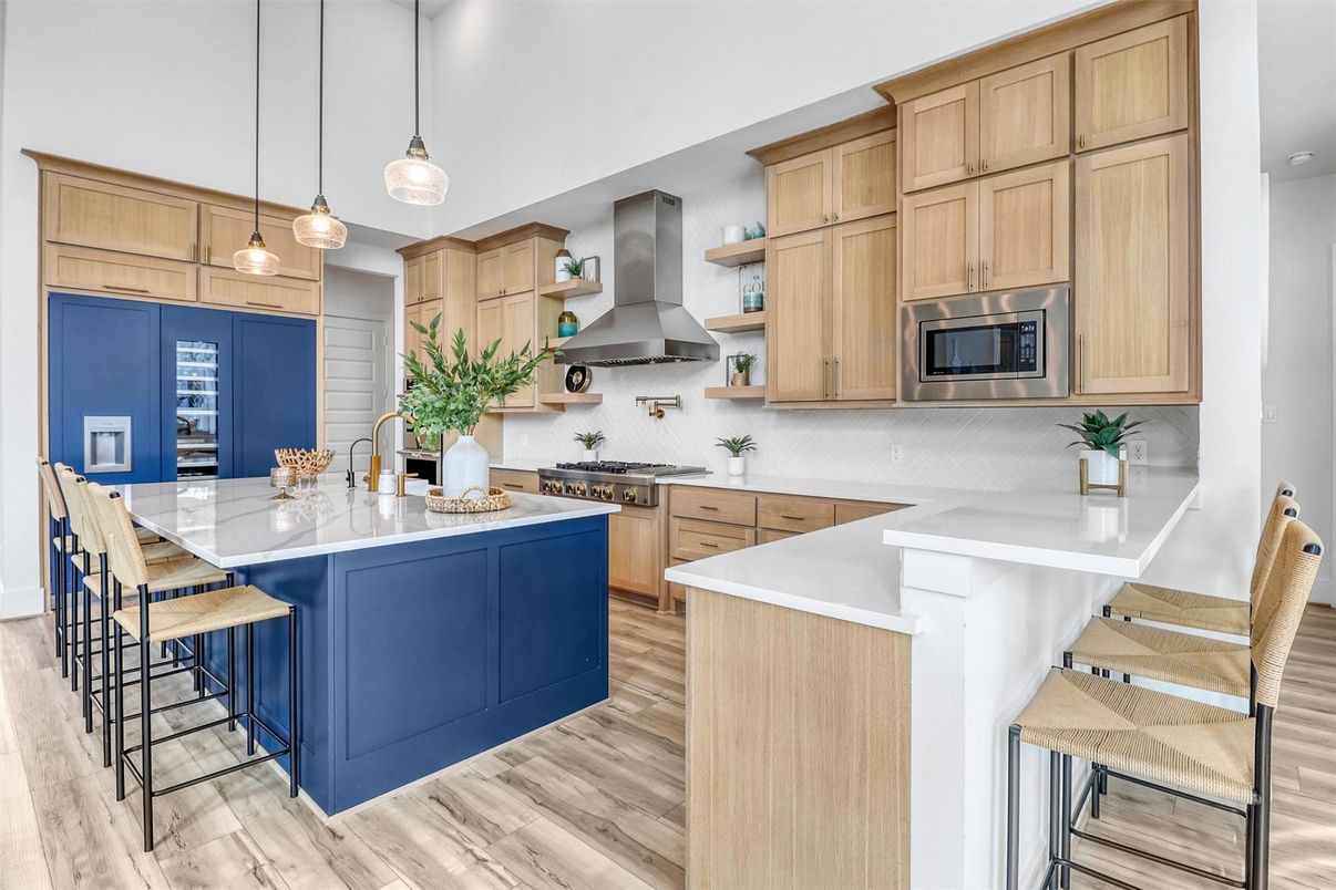 Interior, Kitchen, Pendant Lights, Stainless Steel Appliances, Wood Texture Flooring