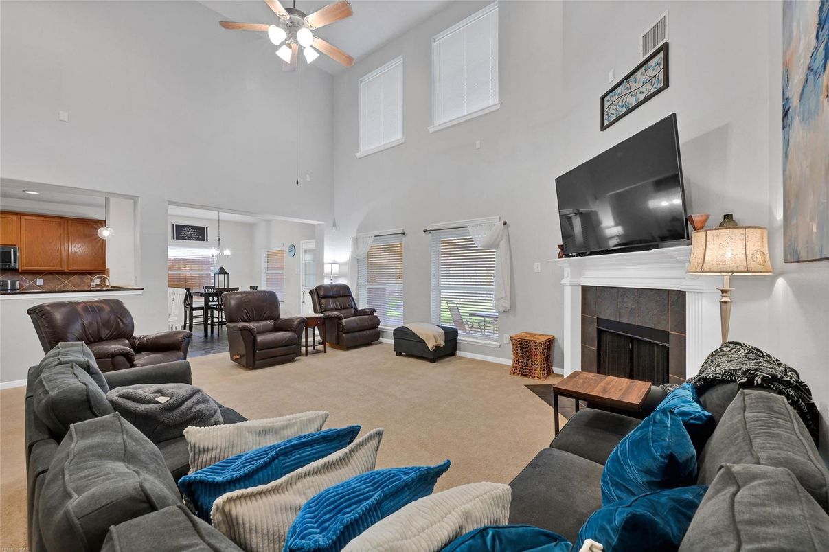 Dining room, Fireplace, Interior, Living room, Pendant Lights