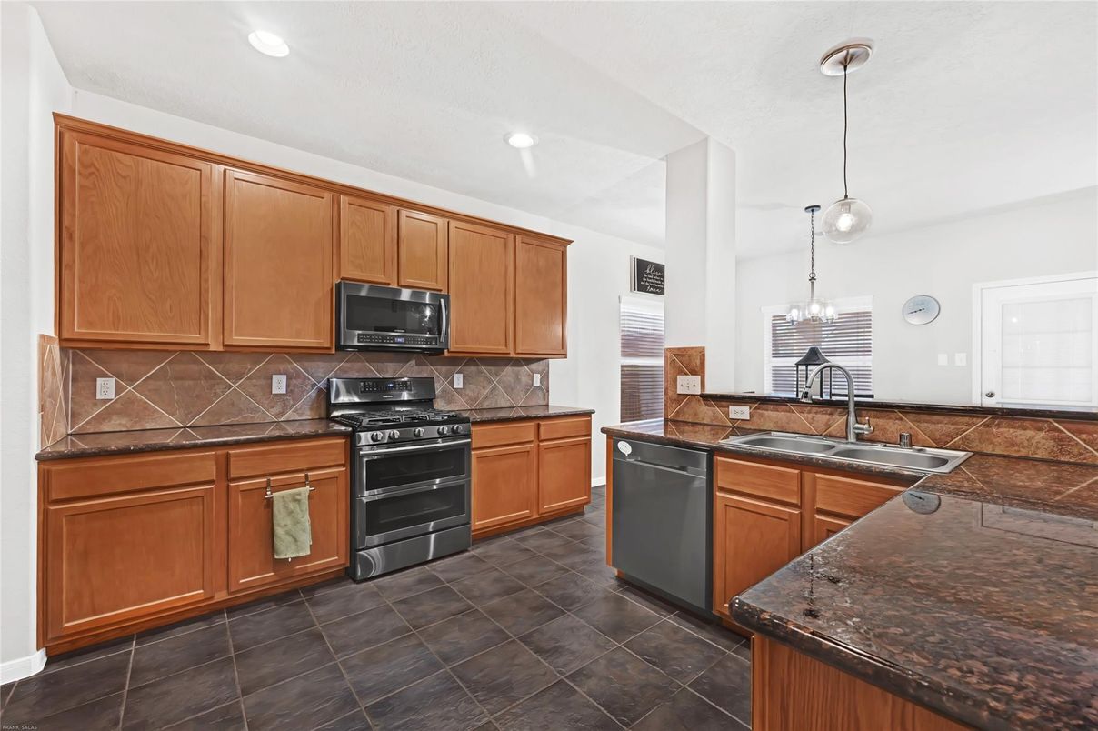 Interior, Kitchen, Pendant Lights, Recessed Lighting