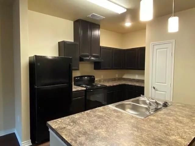 Interior, Kitchen, Pendant Lights, Recessed Lighting