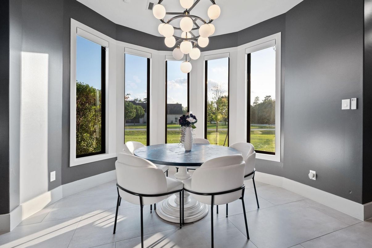 Dining room, Interior, Pendant Lights