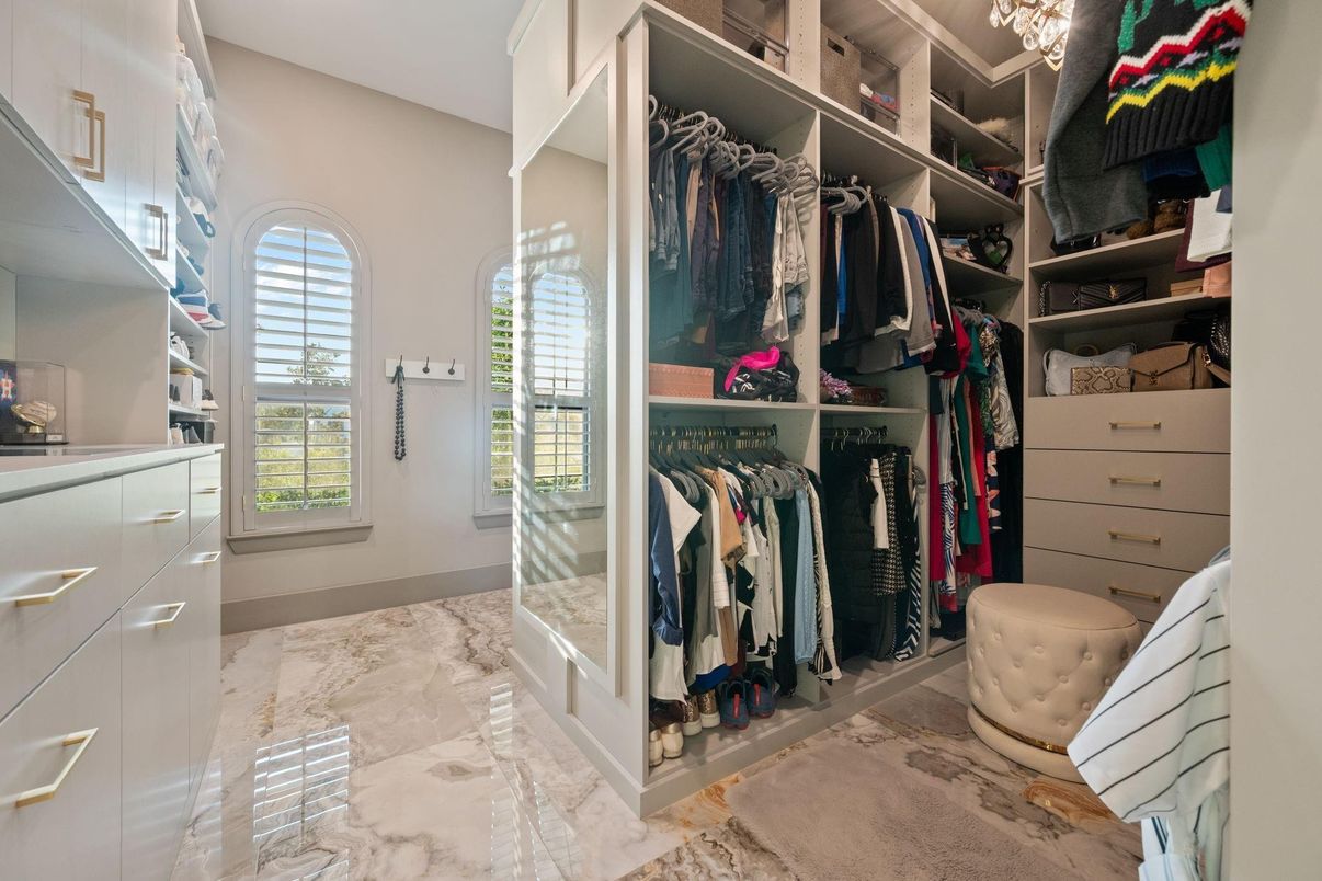 Interior, Marble, Walk-in Closets