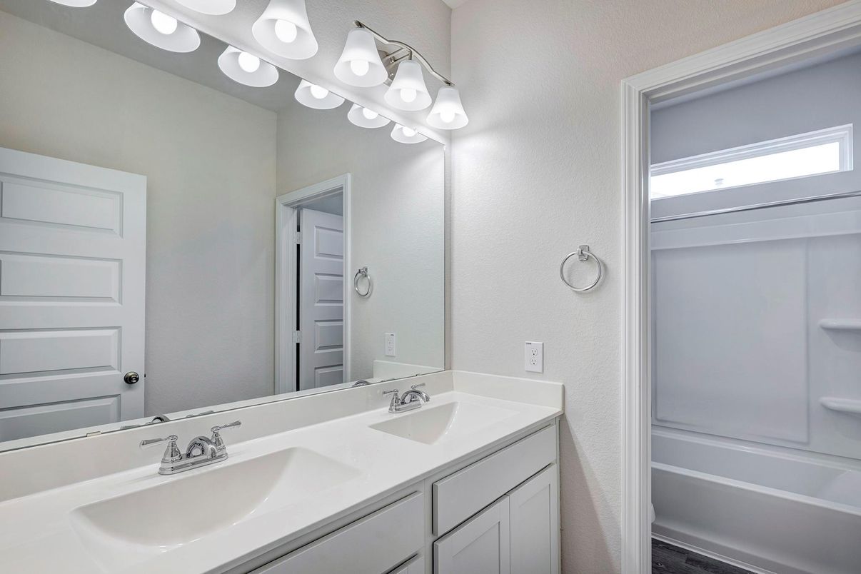 Bathroom, Dual Sink Vanities, Interior