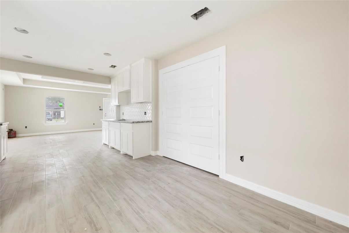 Empty room, Interior, Kitchen, Recessed Lighting, Wood Texture Flooring