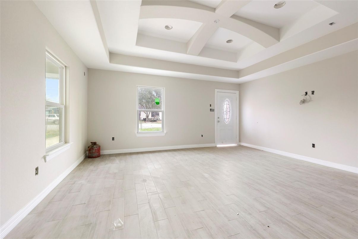 Empty room, Interior, Recessed Lighting, Wood Texture Flooring