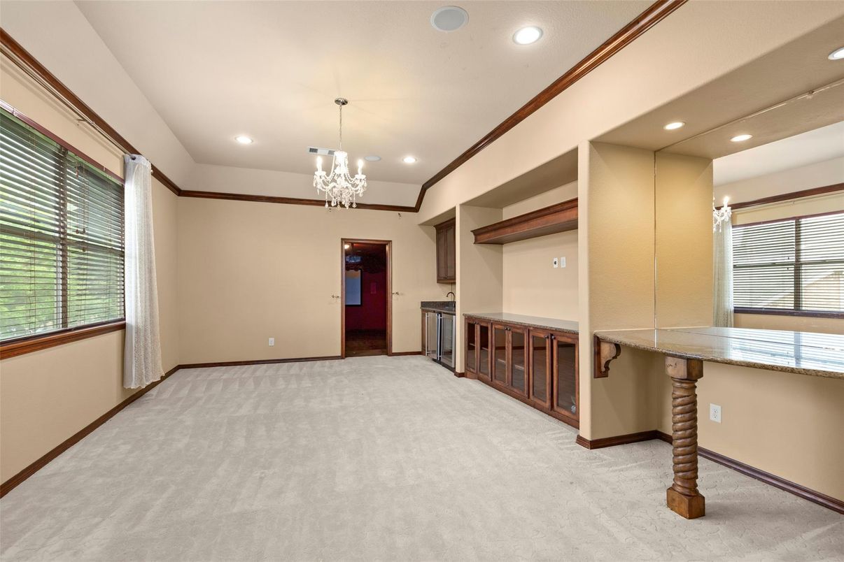Chandelier, Empty room, Interior, Recessed Lighting