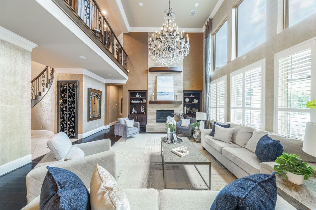 Chandelier, Fireplace, Interior, Living room, Recessed Lighting